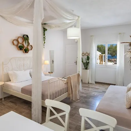 Sol Mare Salis Kamári