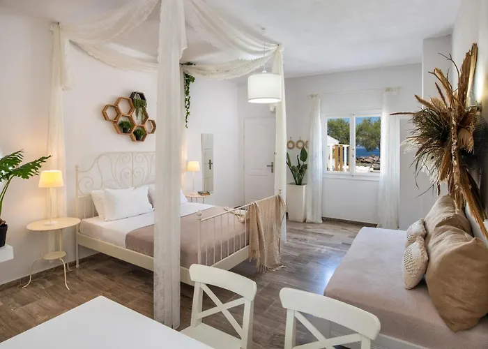 Sol Mare Salis Kamári